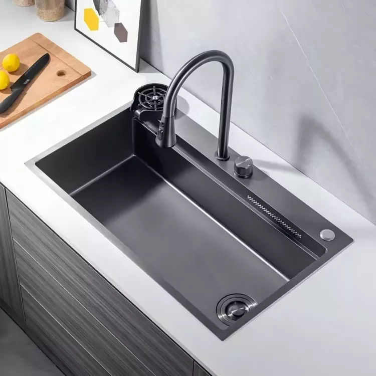Concealed Pull-Out Kitchen Faucet with Spray Function